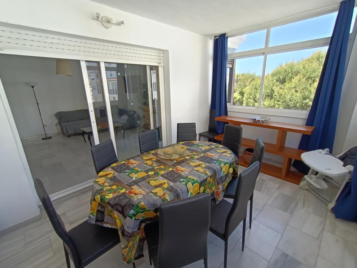 Suites Center Recinto Ferial Fuengirola Exterior photo