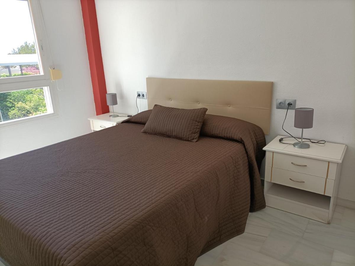 Suites Center Recinto Ferial Fuengirola Exterior photo